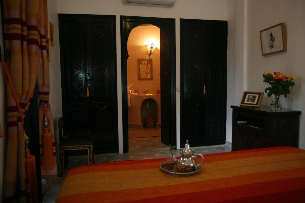 Hotel Riad Dar Zampa Marrakesch Zimmer foto